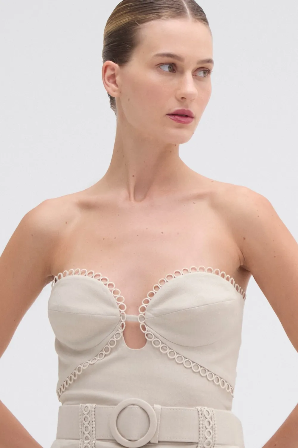 CANDY LINEN STRAPLESS TOP