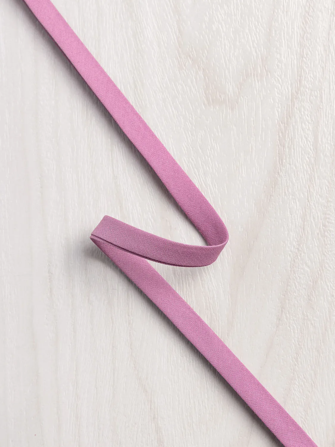 Double-Fold Cotton Poplin Bias Tape - 3/8" (10mm) wide - Carnation