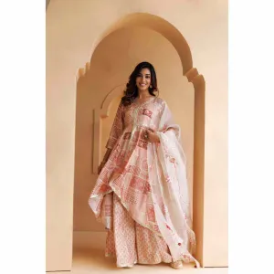 Geroo Jaipur Pink Maroon Printed Kurta with Pant and Hand painted Organza Dupatta (Set of 3)