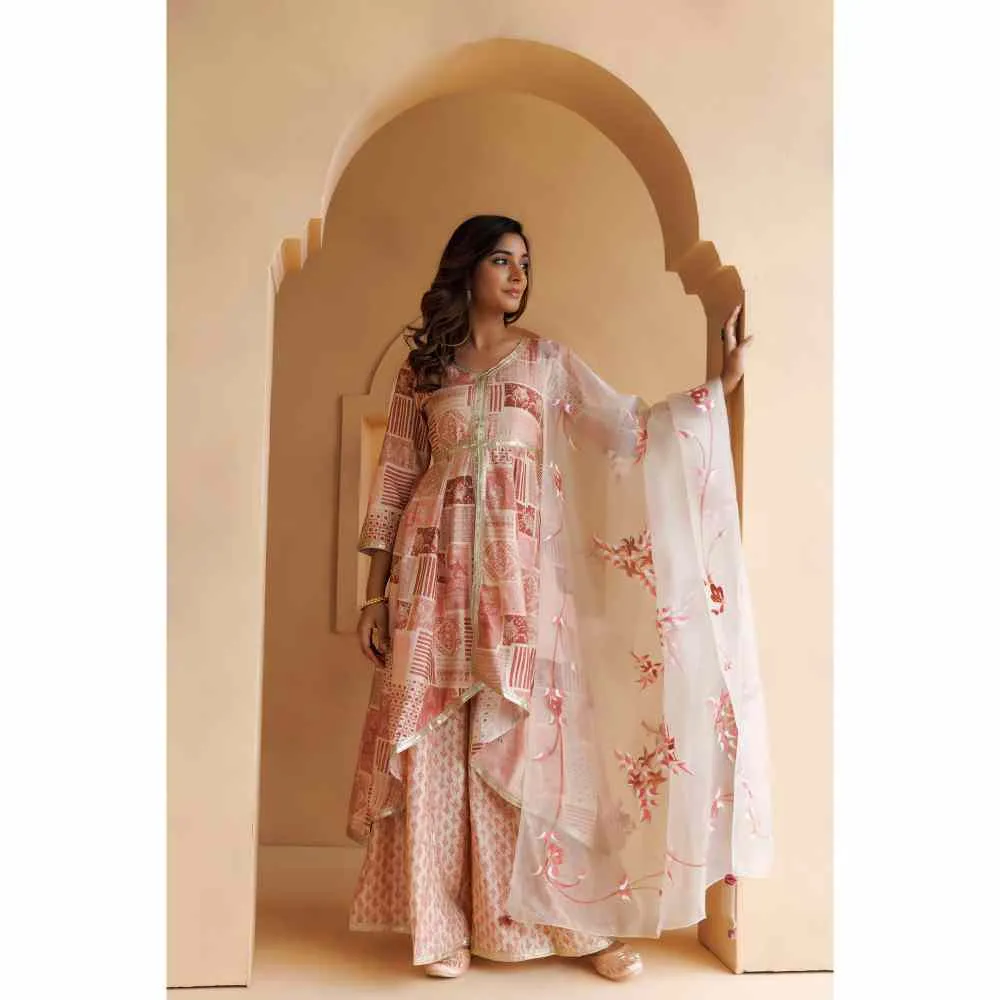 Geroo Jaipur Pink Maroon Printed Kurta with Pant and Hand painted Organza Dupatta (Set of 3)