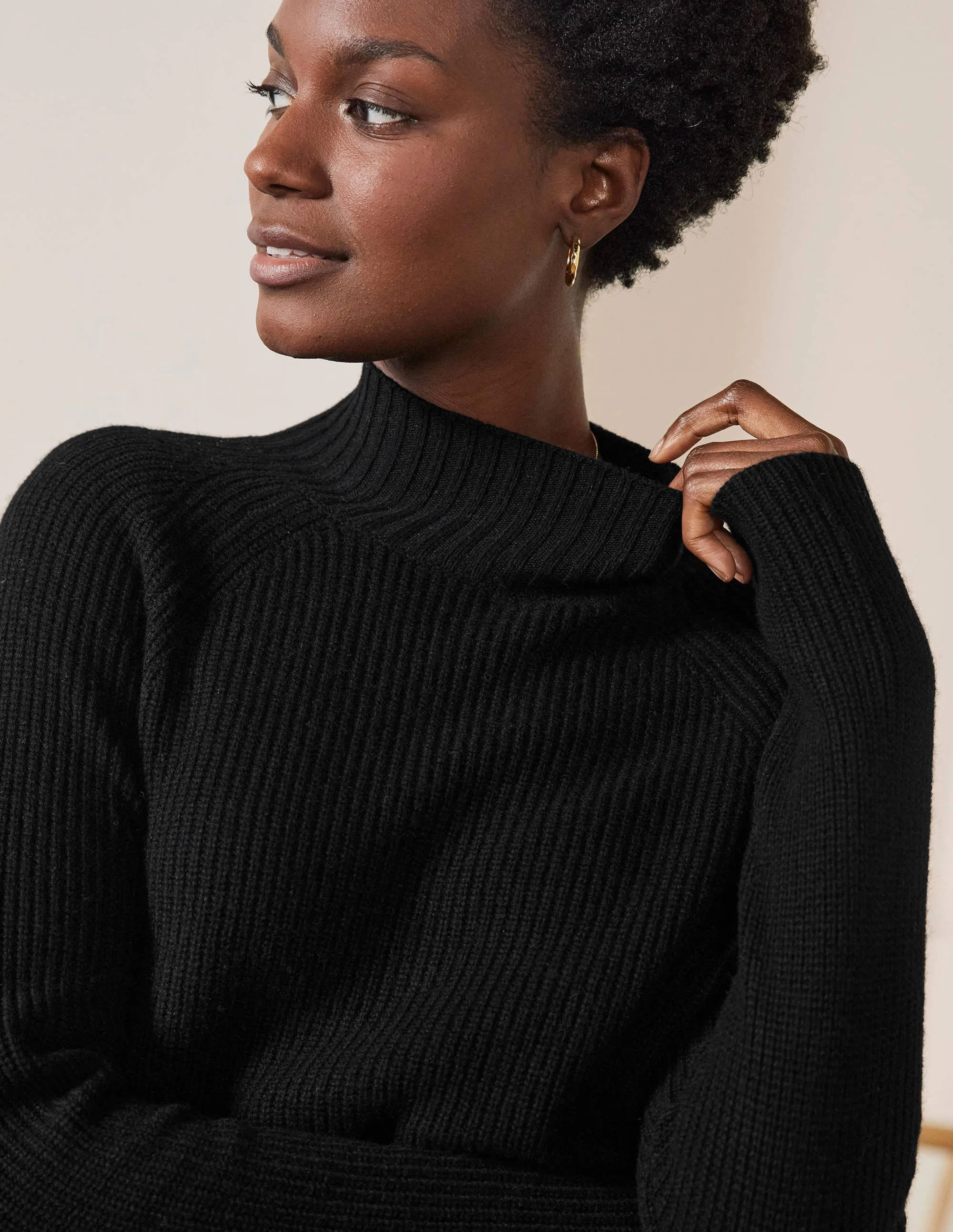 Mia Ribbed High Neck Jumper-Black