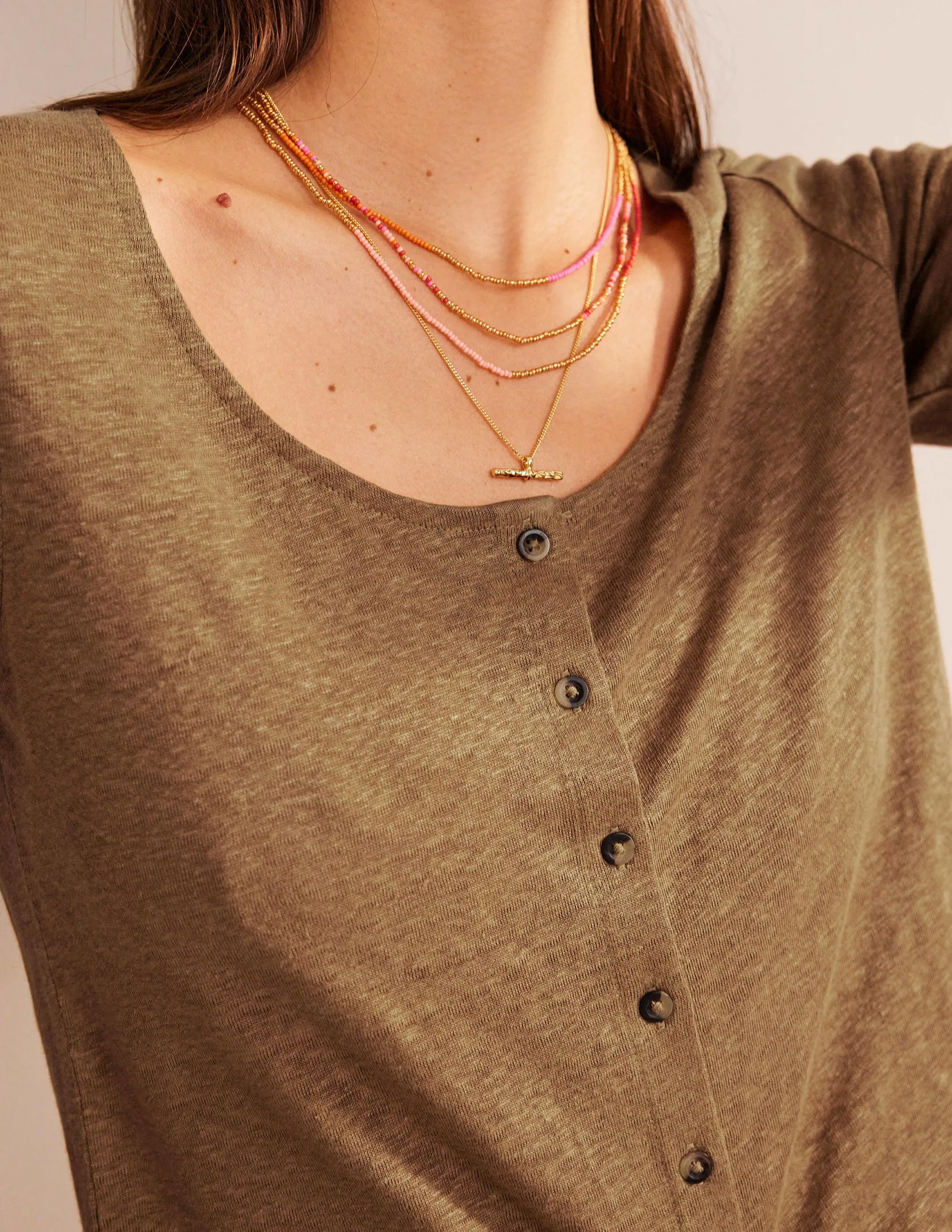 Scoop Neck Linen T-shirt-Camel